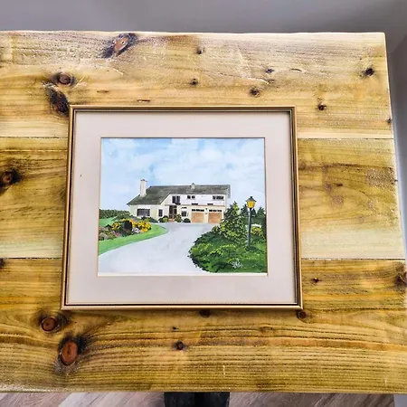 Hidden Acres- With Double & Single Bed, Гостевой дом