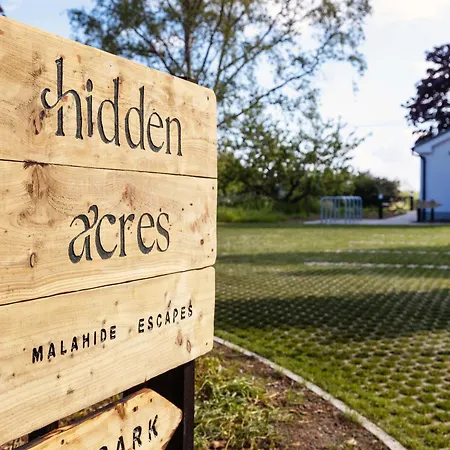 Hidden Acres- With Double & Single Bed, 3*