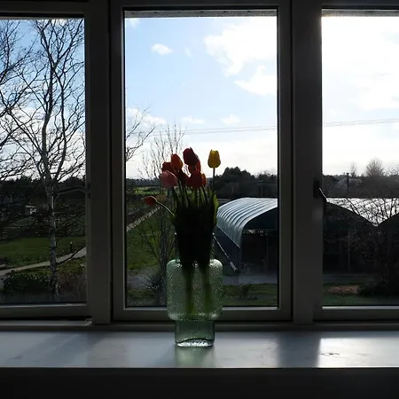 Hidden Acres- With Double & Single Bed, 3*